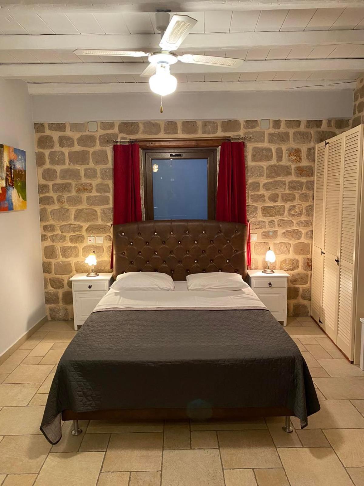 Myral Guesthouse Нафплион Екстериор снимка