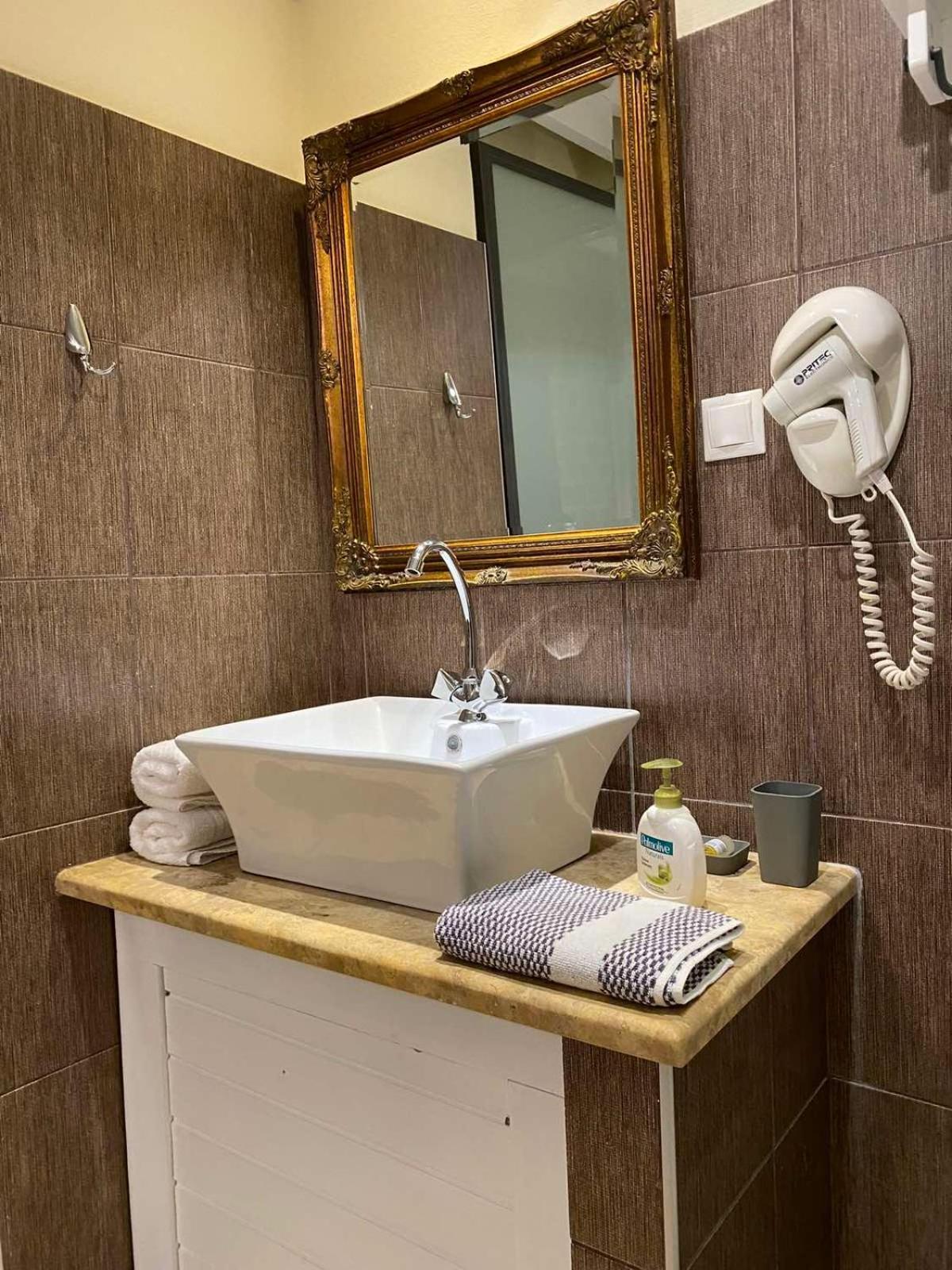 Myral Guesthouse Нафплион Екстериор снимка